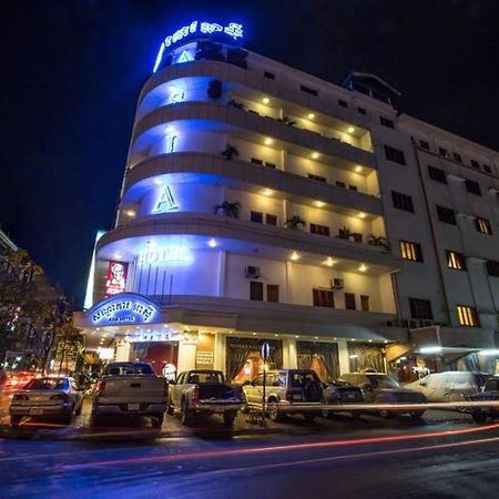 Asia Hotel Phnom Penh Exteriör bild
