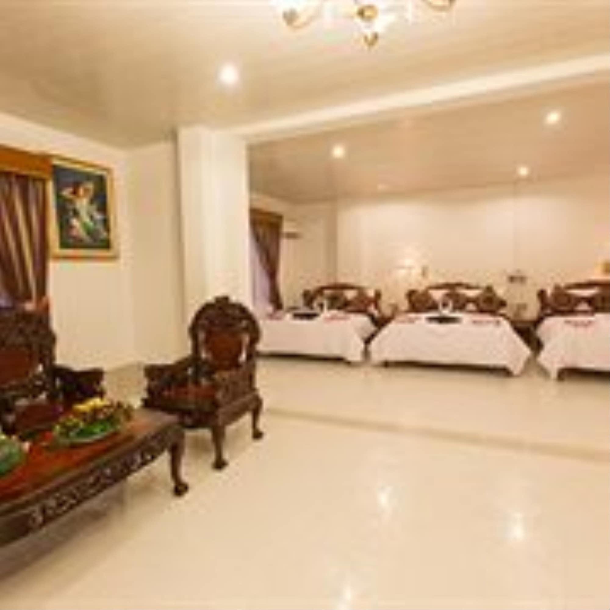 Asia Hotel Phnom Penh Exteriör bild