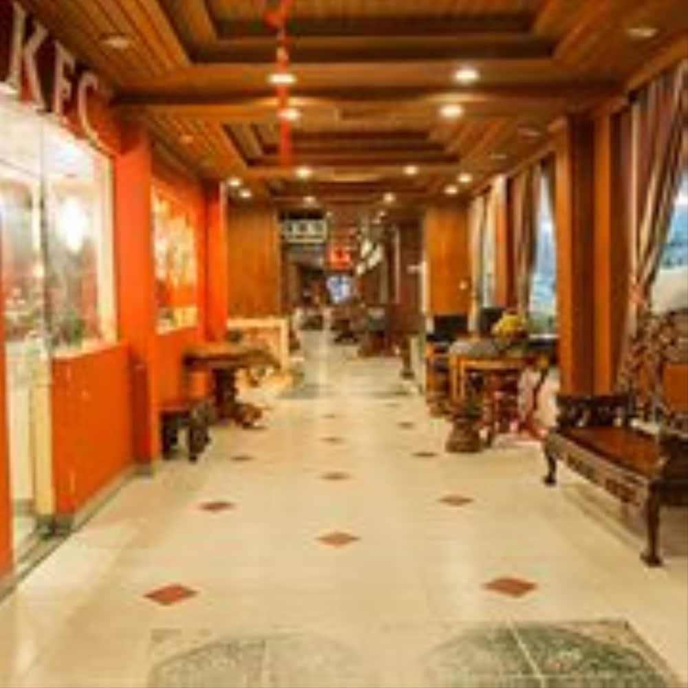 Asia Hotel Phnom Penh Exteriör bild